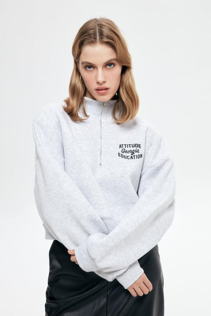 Georgia Sırt Baskılı Fermuar Kadın Crop Sweatshirt Gri